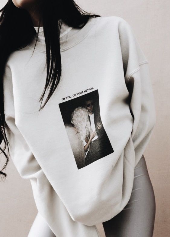 Hoodies & Sweatshirts