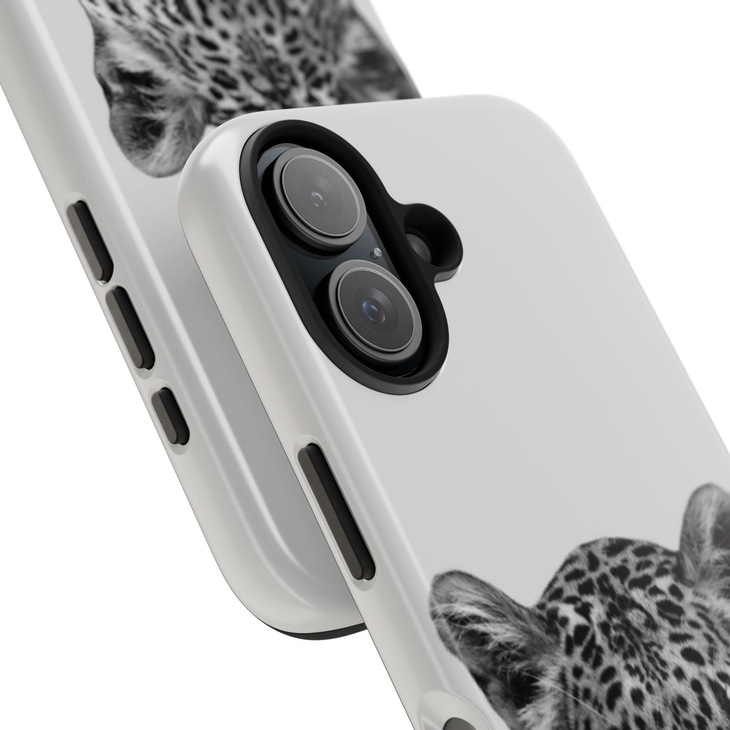 Stylish Tough Phone Case with Majestic Leopard Design