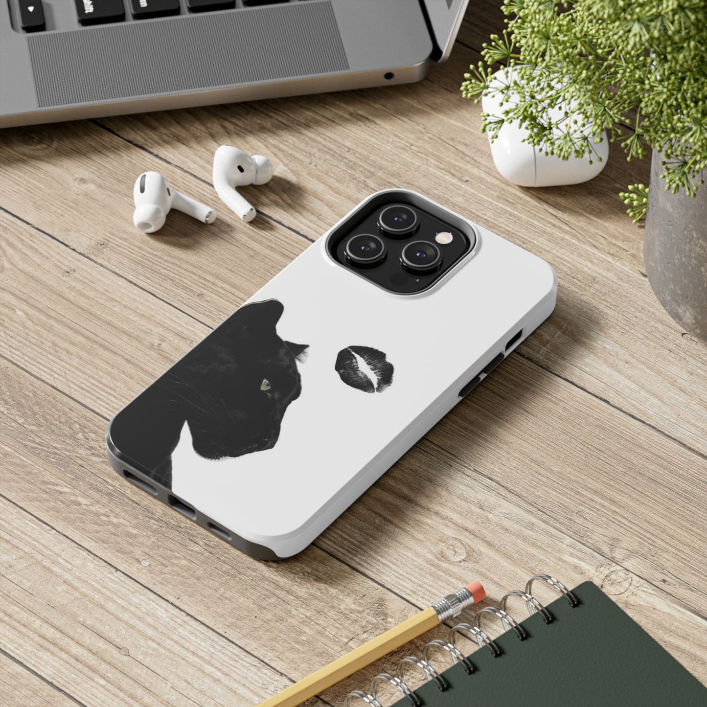 Elegant Panther Design Tough Phone Case - Stylish Protection for Animal Lovers