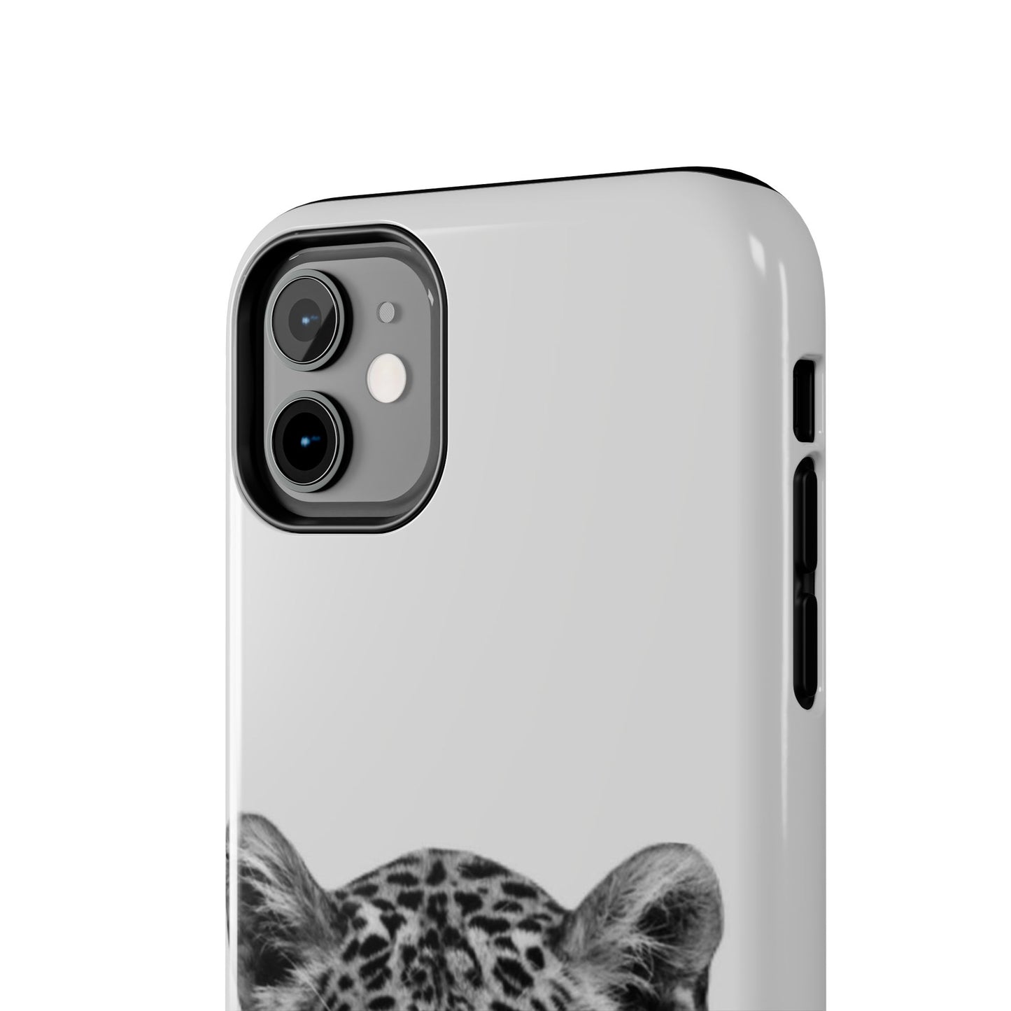 Stylish Tough Phone Case with Majestic Leopard Design