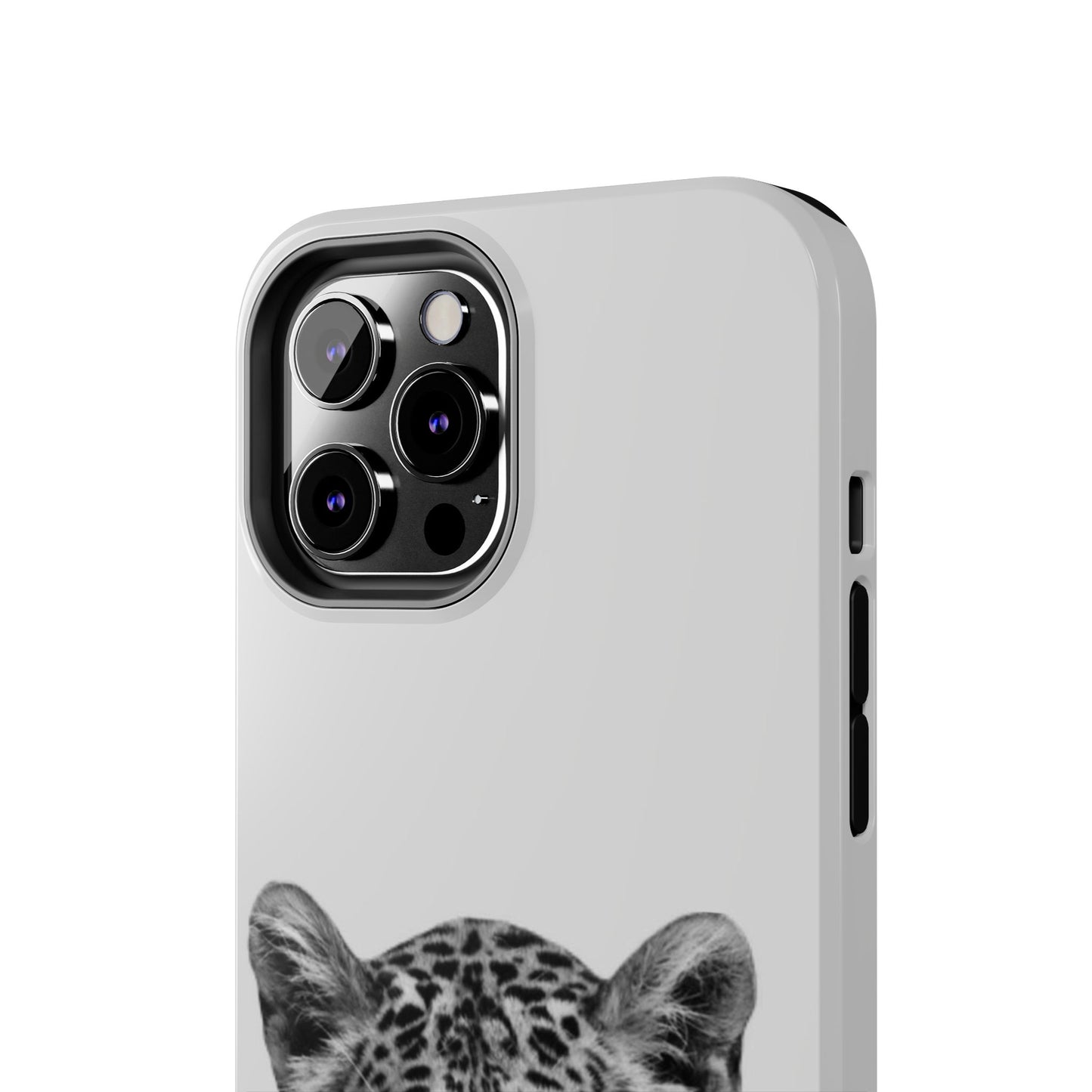 Stylish Tough Phone Case with Majestic Leopard Design