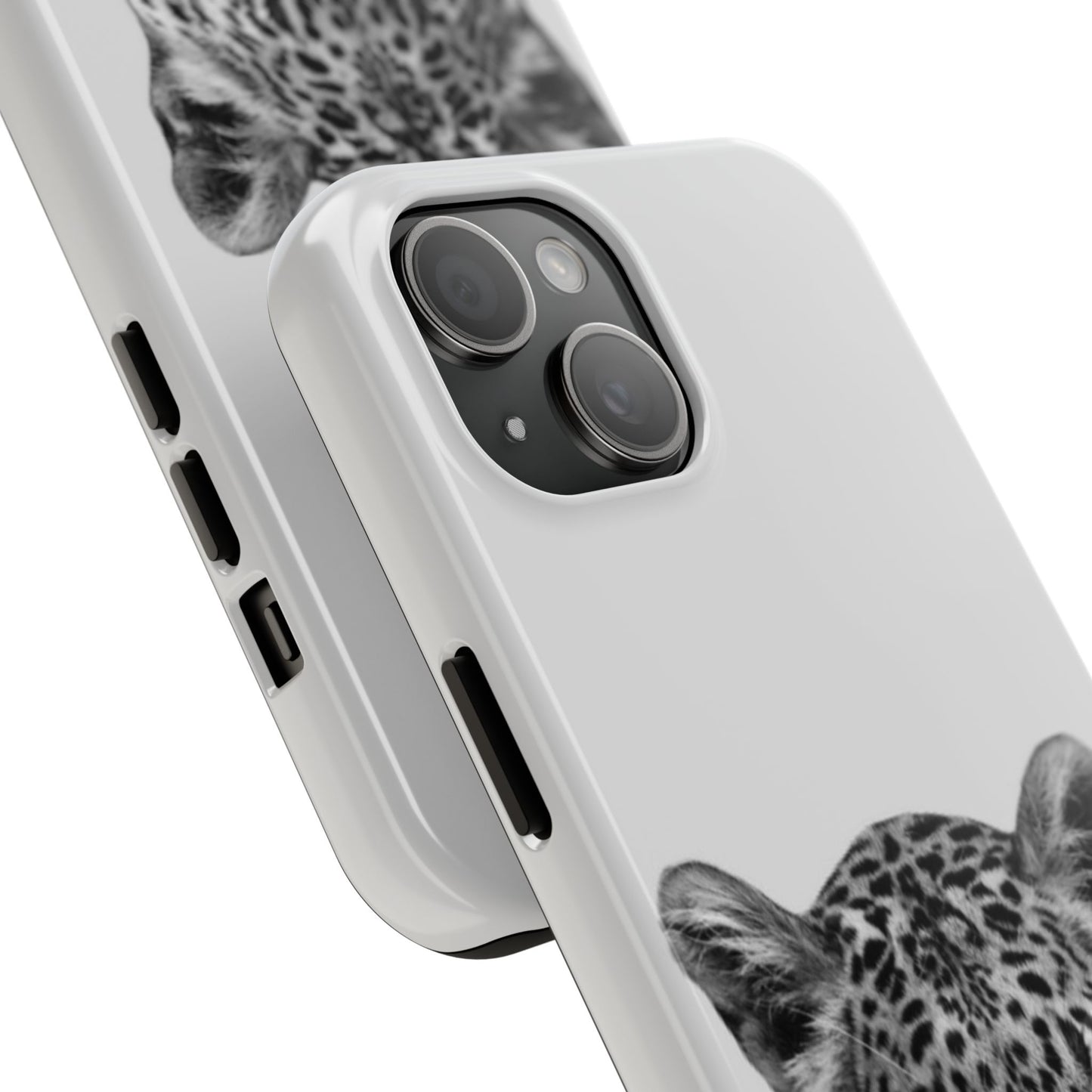 Stylish Tough Phone Case with Majestic Leopard Design