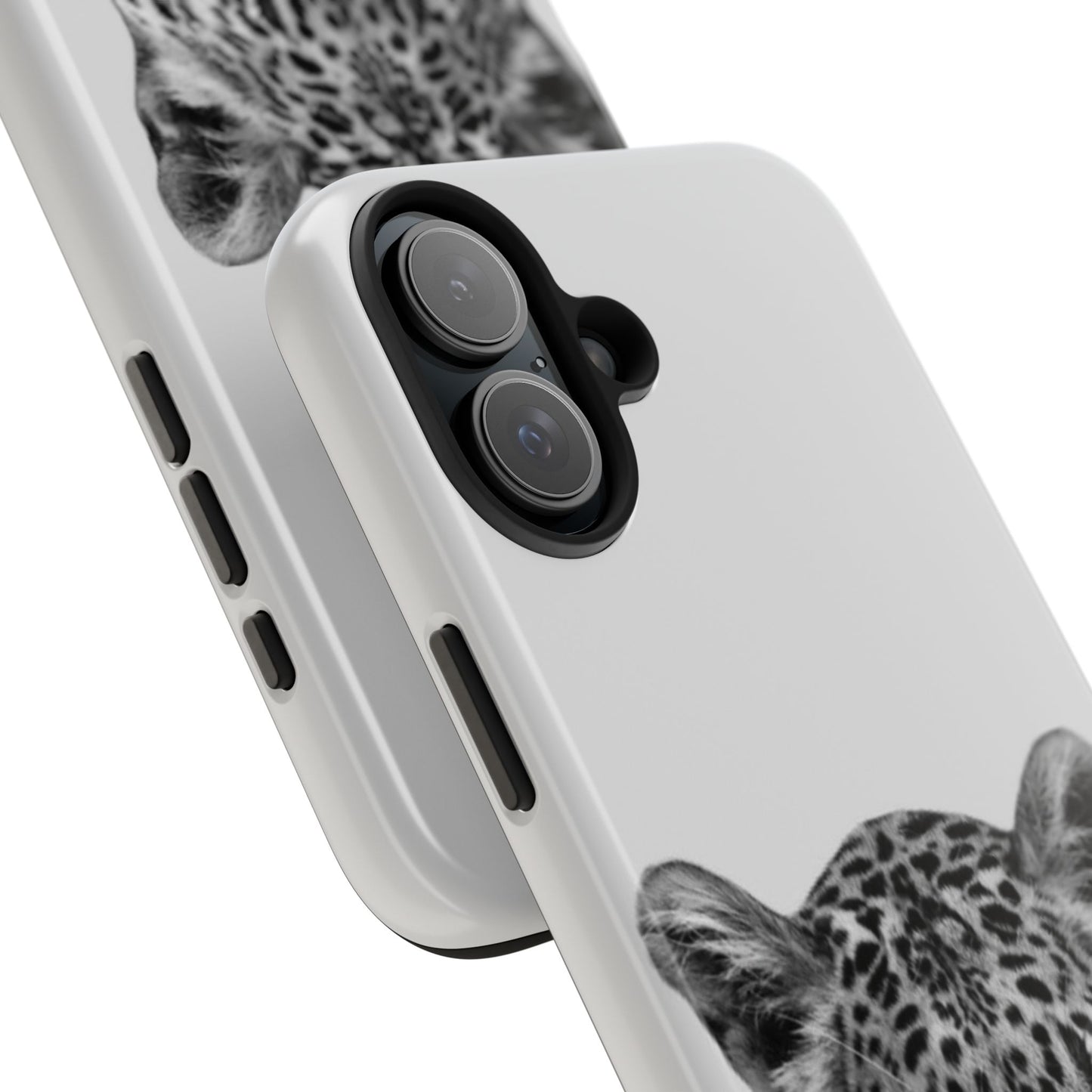 Stylish Tough Phone Case with Majestic Leopard Design